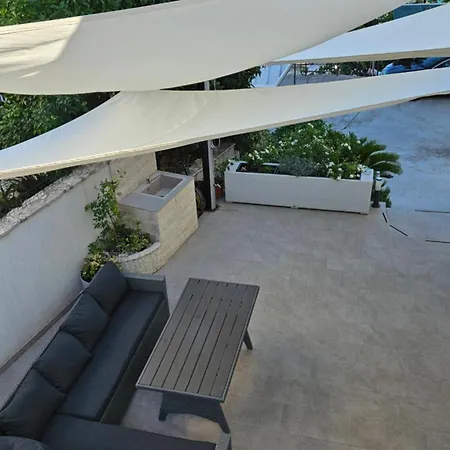 Adriatic Sea View Apartman *