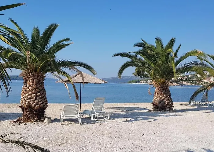 Adriatic Sea View アパート トロギール